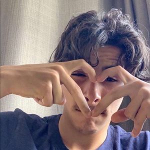 Meet your Posher, Adan